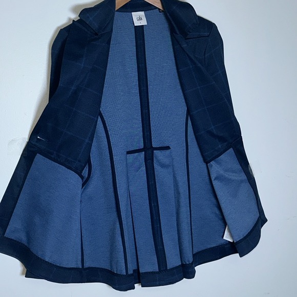 Cabi Blue Plaid Retro Peplum Waist Jacket Womens Size 4 Pleated Back Slim Blazer - Picture 16 of 16
